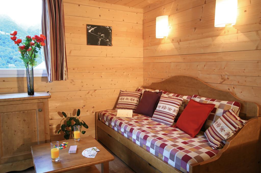 Lagrange Vacances Le Domaine Des 100 Lacs Каутерец Екстериор снимка