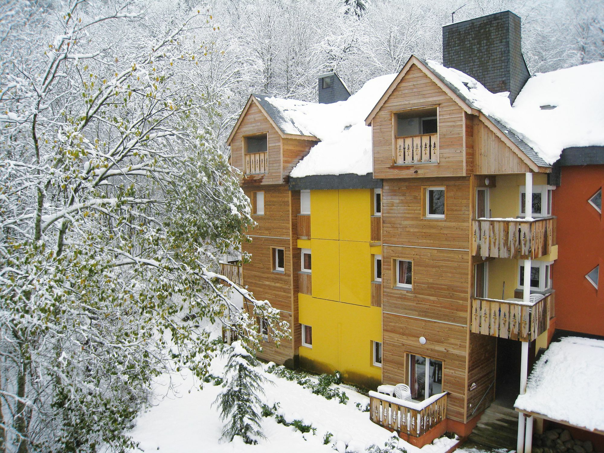 Lagrange Vacances Le Domaine Des 100 Lacs Каутерец Екстериор снимка
